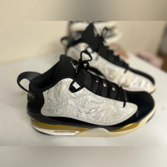 Nike Jordan Dub Zero Black and White Gold Trim 311046-005 Size 11 Sneakers Shoes - Picture 2 of 8